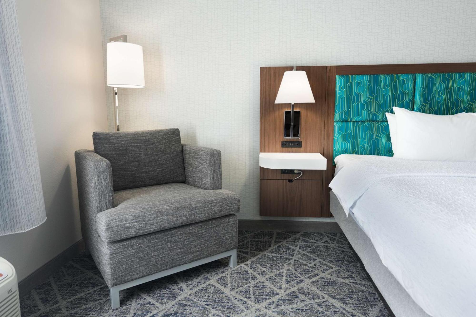 Hampton Inn And Suites Tulsa Central Eksteriør billede