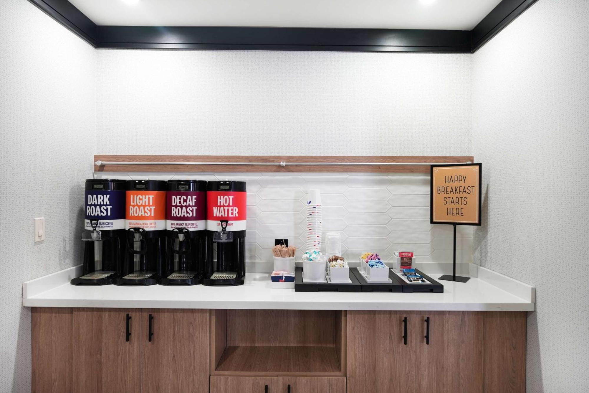 Hampton Inn And Suites Tulsa Central Eksteriør billede