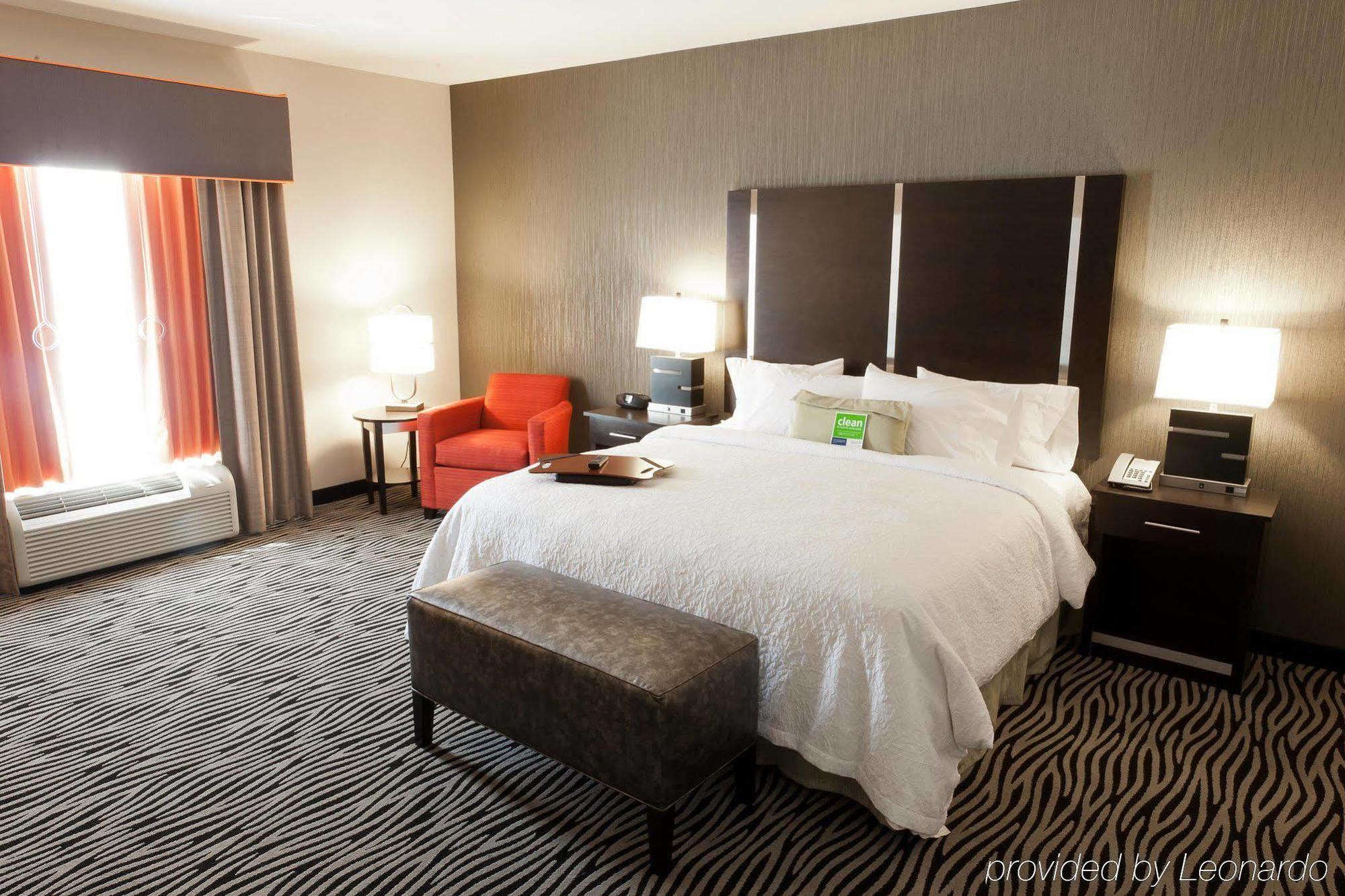 Hampton Inn And Suites Tulsa Central Eksteriør billede